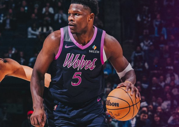 开云体育登陆入口-杨瀚森缺席开拓者遭森林狼三杀 华子34分戈贝尔复出10+19